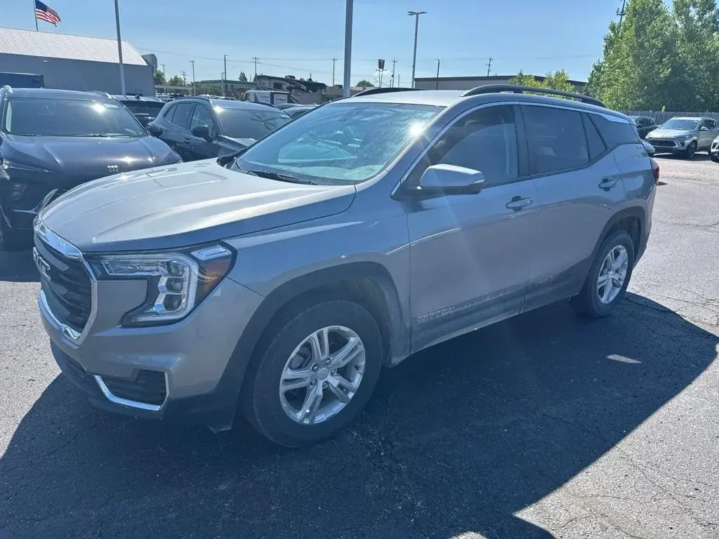 2023 GMC Terrain SLE AWD photo 5