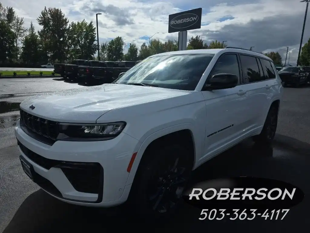 2026 Jeep Grand Cherokee L Limited Reserve 4WD's photo