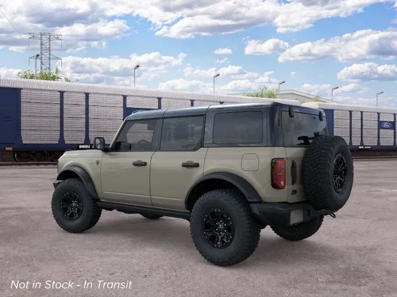 2026 Ford Bronco Badlands 4x4 photo 5