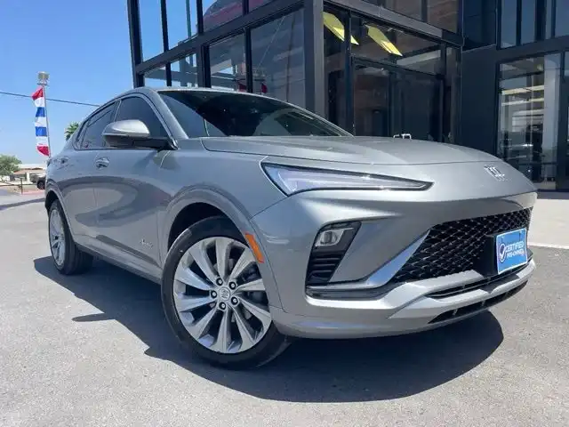2025 Buick Envista Avenir's photo