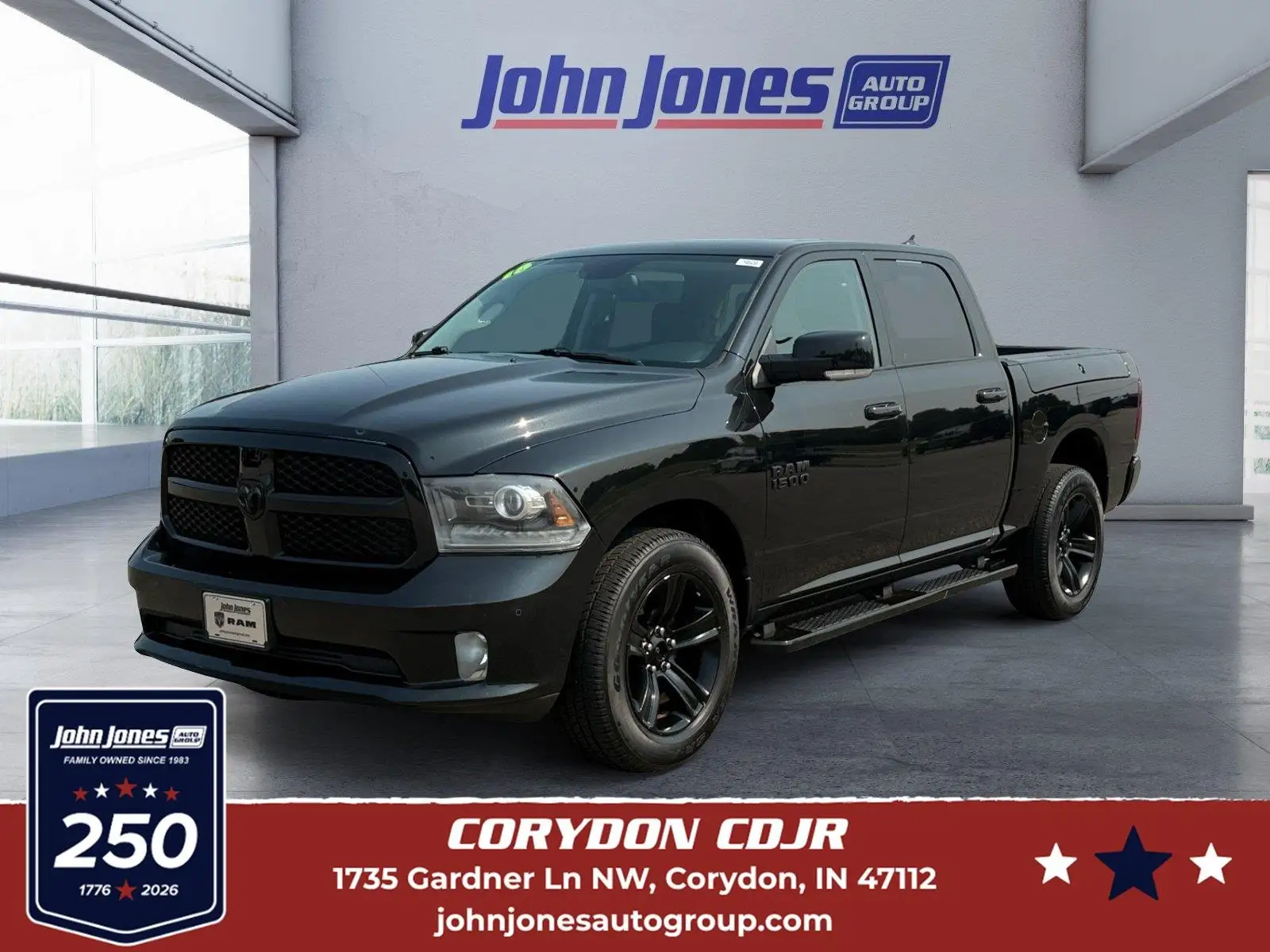 2018 RAM 1500 Night 4x4 Crew Cab 5'7 photo 1