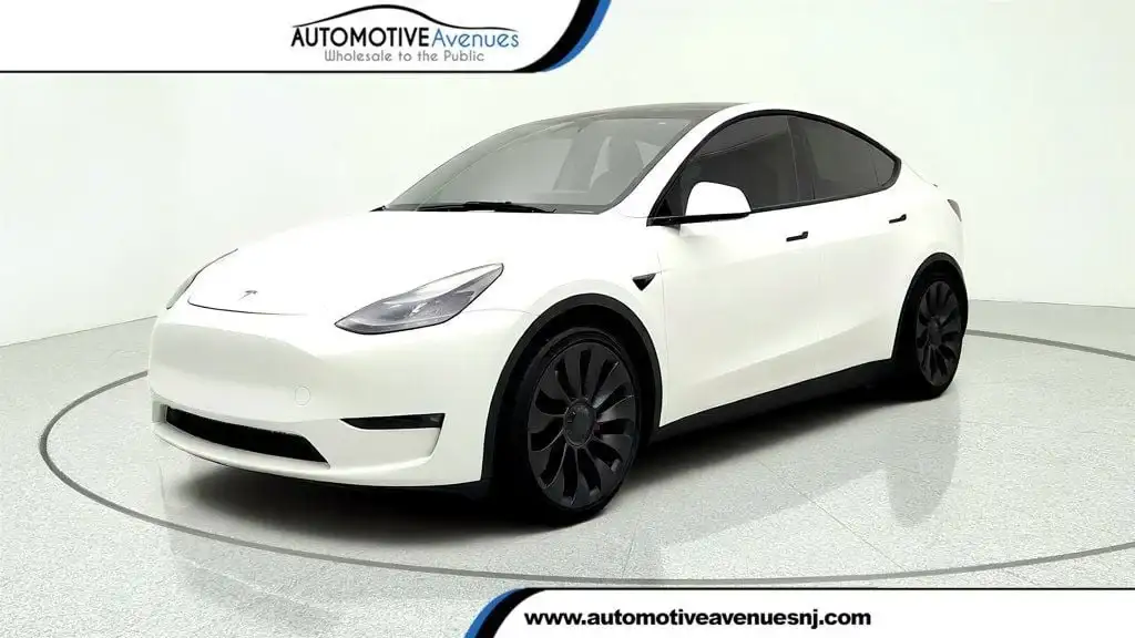 2024 Tesla Model Y Performance Dual Motor All-Wheel Drive's photo