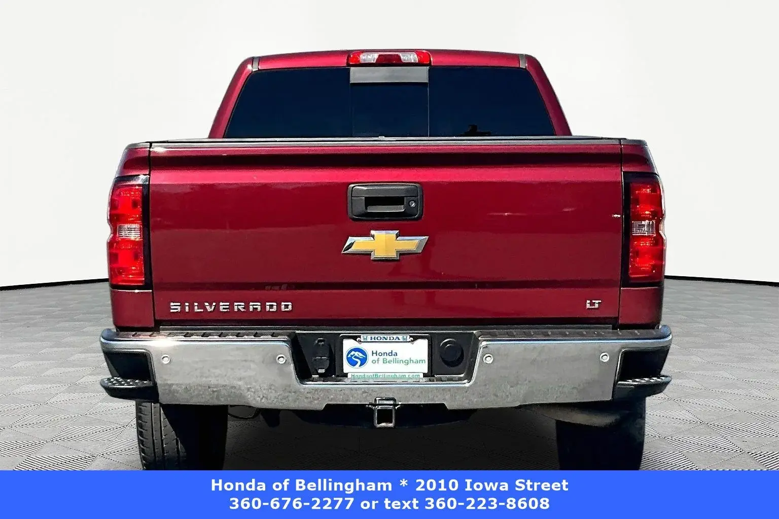 2015 Chevrolet Silverado 1500 LT Crew Cab Short Box photo 5