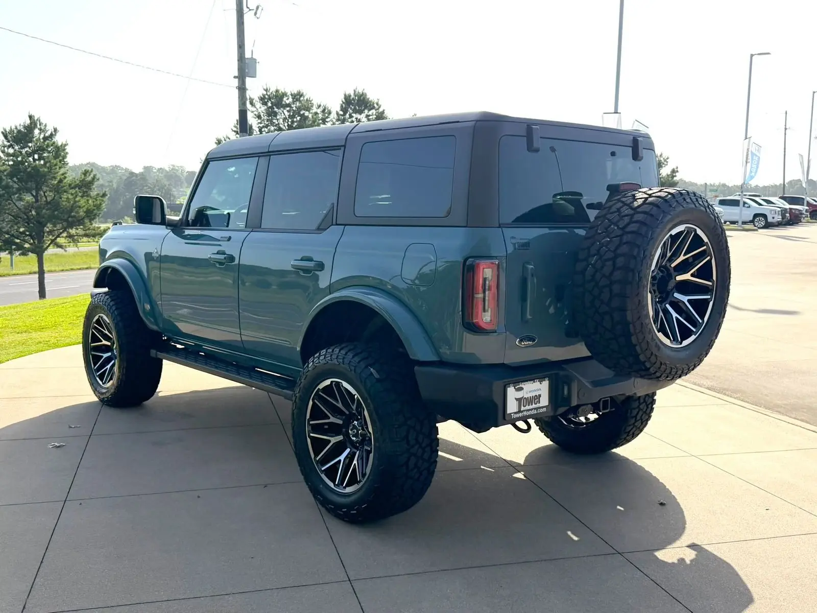 2023 Ford Bronco Outer Banks 4x4 photo 4