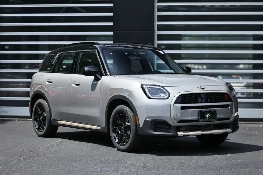 2027 MINI Countryman S ALL4's photo