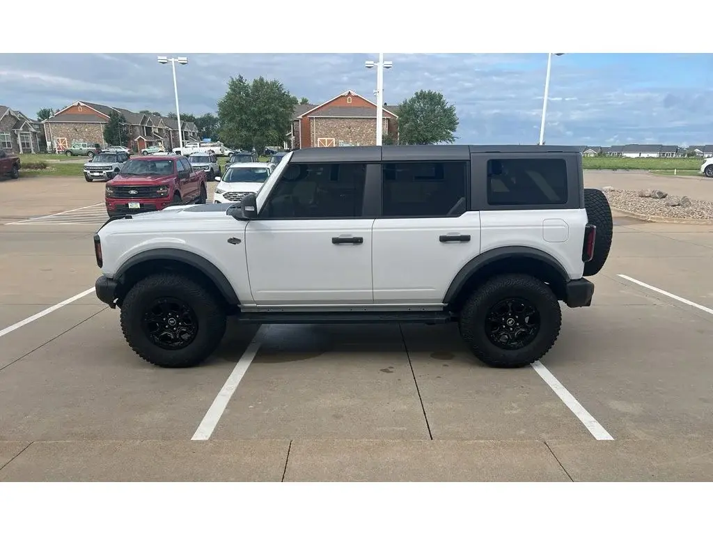 2023 Ford Bronco Wildtrak 4x4 photo 5