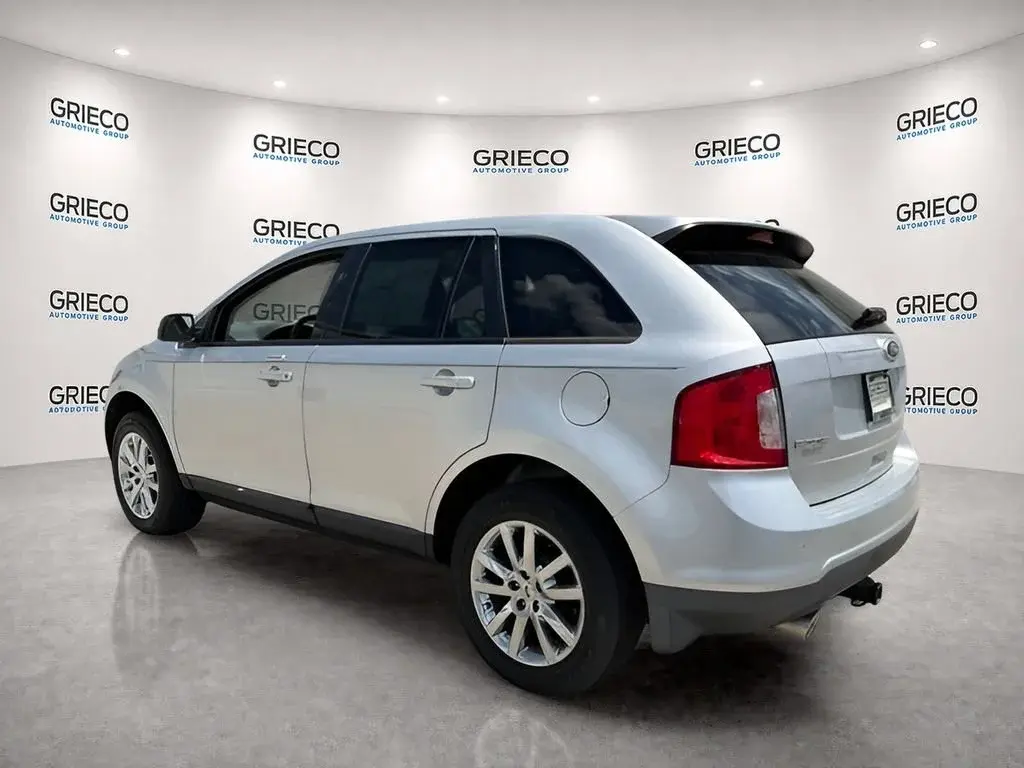 2013 Ford Edge SEL photo 5