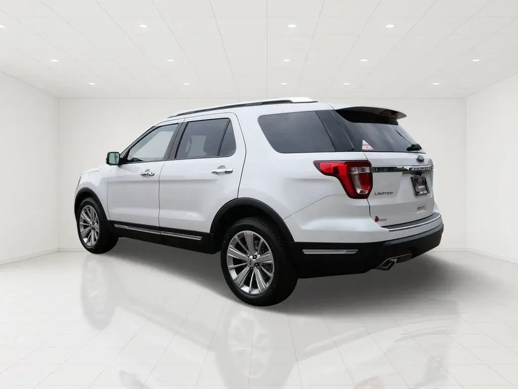 2019 Ford Explorer Limited 4WD photo 4
