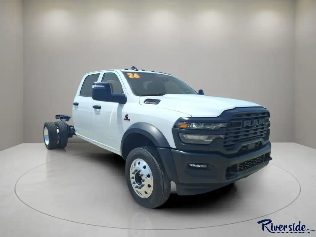 2026 RAM 4500 Tradesman 4X4 Crew Cab DRW 173" WB's photo