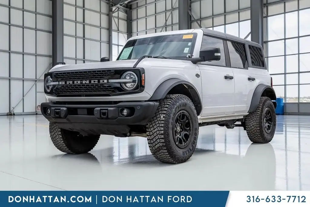 2023 Ford Bronco Wildtrak 4x4 photo 1