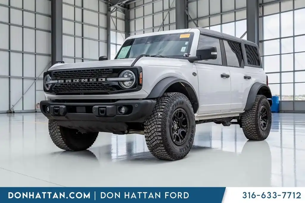 2023 Ford Bronco Wildtrak 4x4's photo