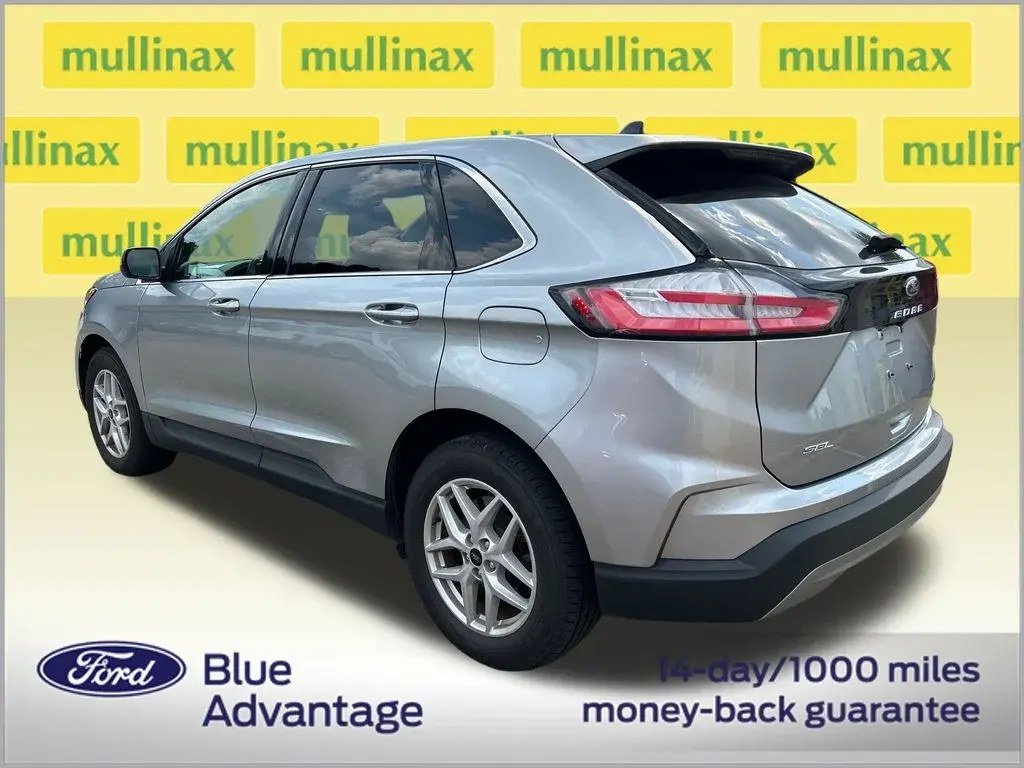 2024 Ford Edge SEL AWD photo 3