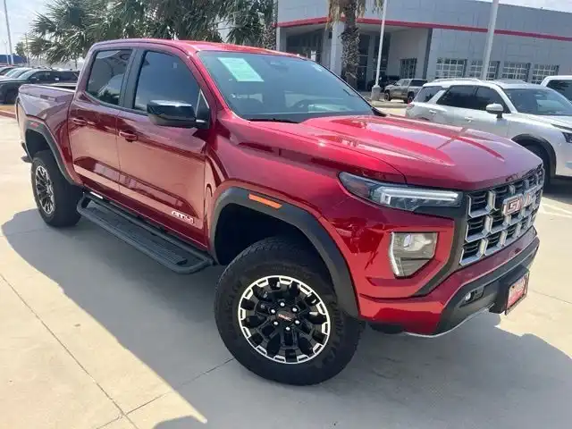 2026 GMC Canyon 4WD AT4 Crew Cab Short Box's photo