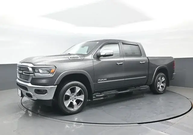 2019 RAM 1500 Laramie 4x4 Crew Cab 5'7 photo 4