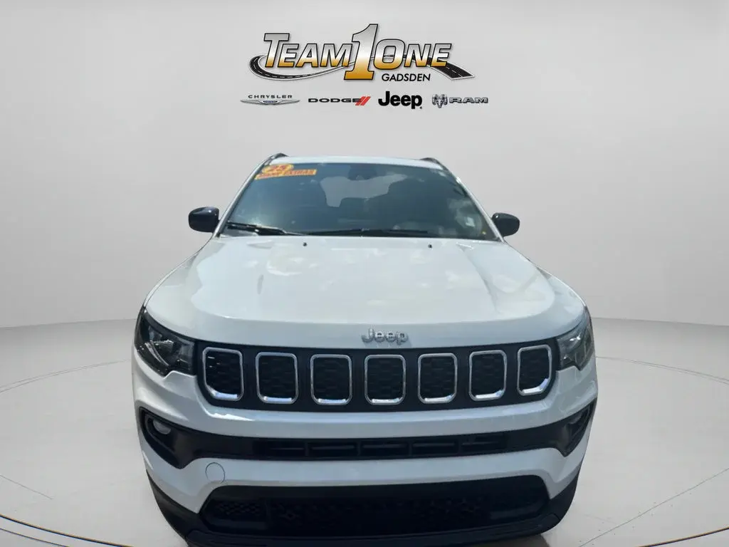 2025 Jeep Compass Latitude 4X4 photo 4