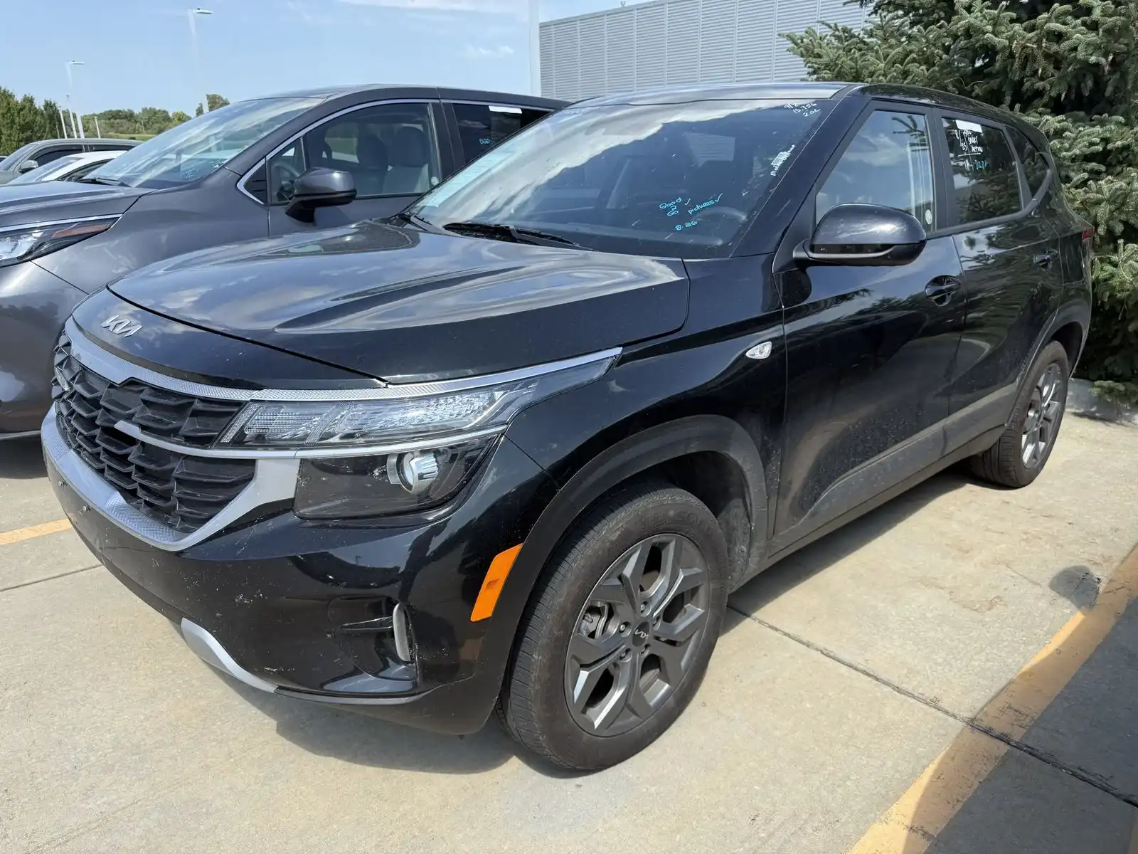 2026 Kia Seltos 2.0 LX AWD's photo