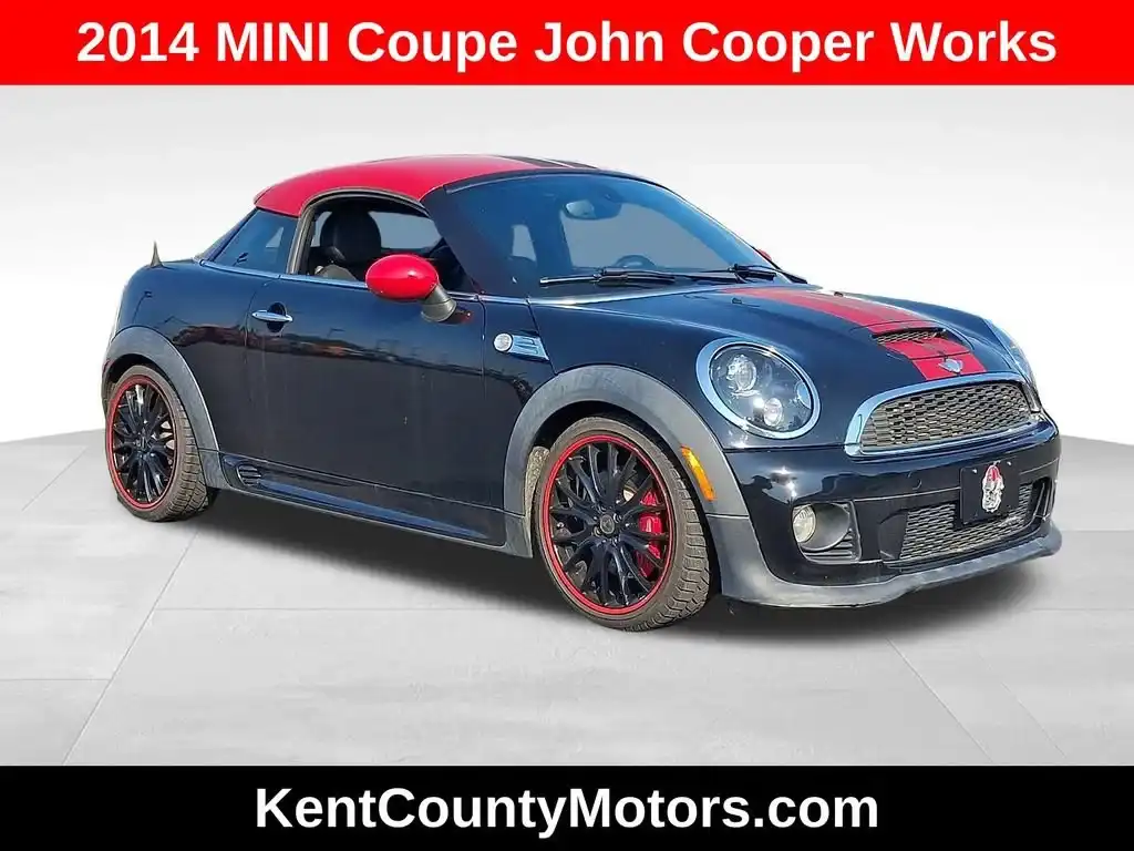 2014 MINI Cooper John Cooper Works Hardtop's photo