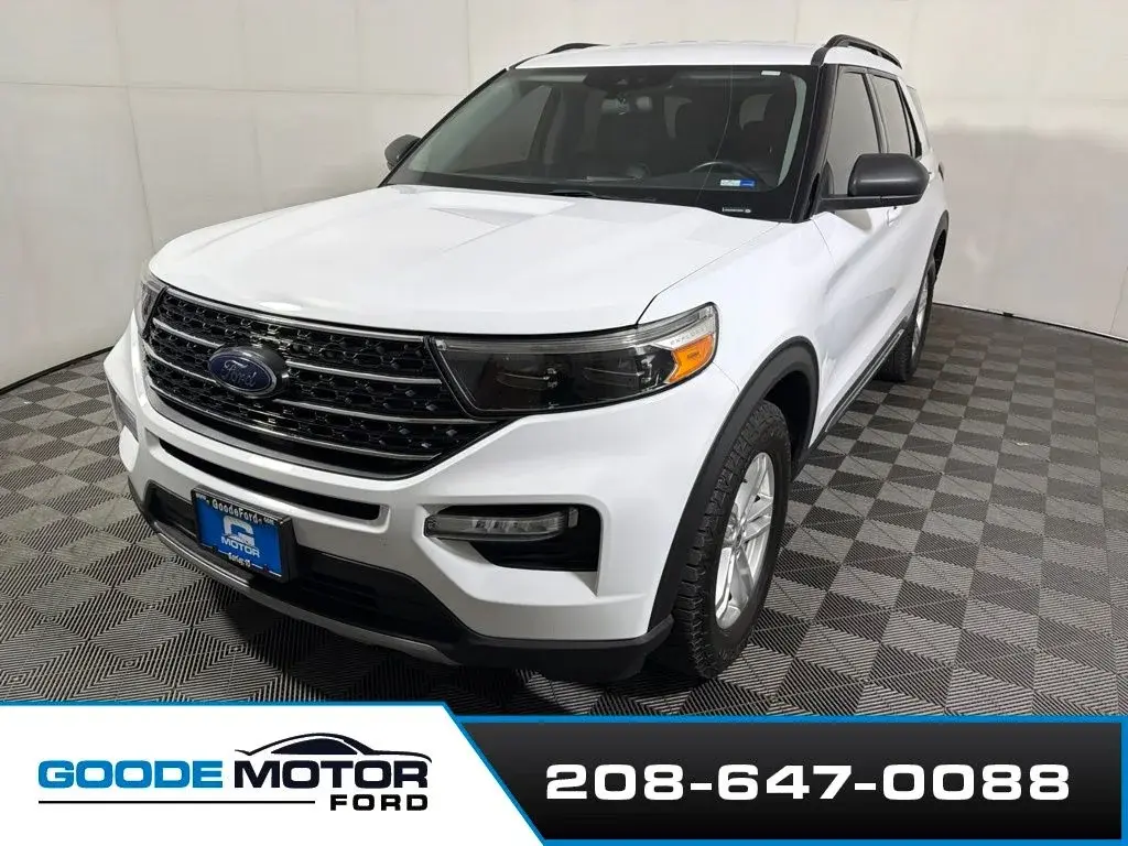 2020 Ford Explorer XLT 4WD photo 4
