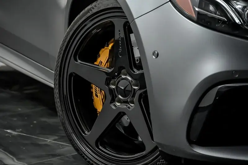 2019 Mercedes-Benz E-Class AMG E63 S 4MATIC photo 3