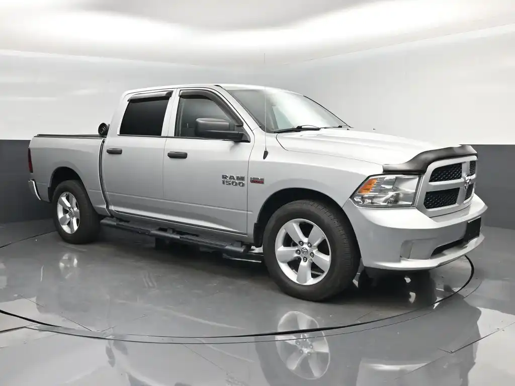 2014 RAM 1500 Express Crew Cab's photo