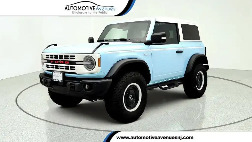 2024 Ford Bronco Heritage Limited Edition's photo