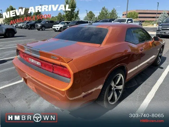 2011 Dodge Challenger SRT8 photo 4