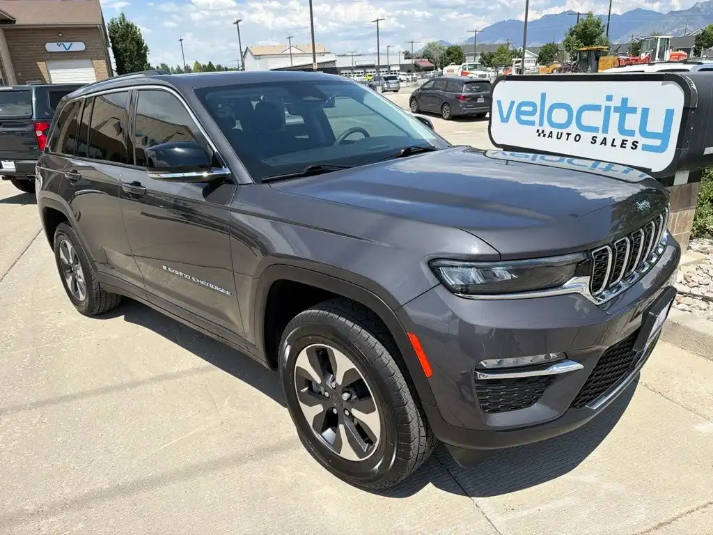 2023 Jeep Grand Cherokee 4xe 4x4's photo