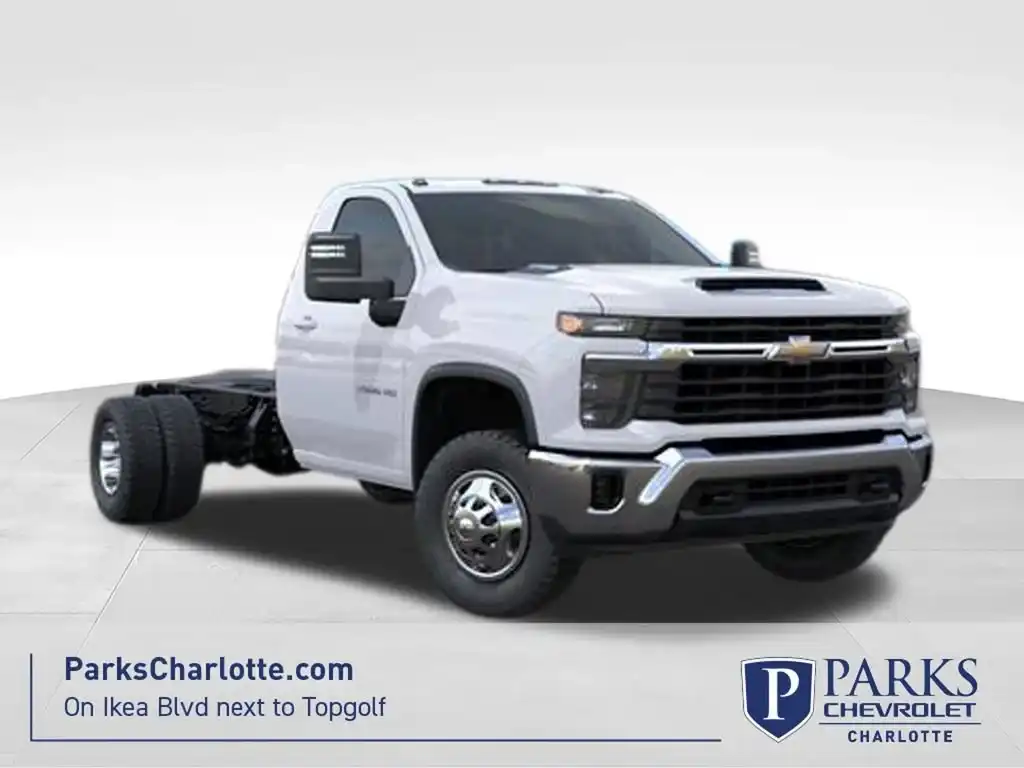 2026 Chevrolet Silverado HD 1LT 4WD Regular Cab 162" WB's photo