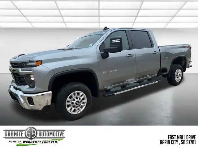 2025 Chevrolet Silverado HD LT 4WD Crew Cab Standard Box's photo