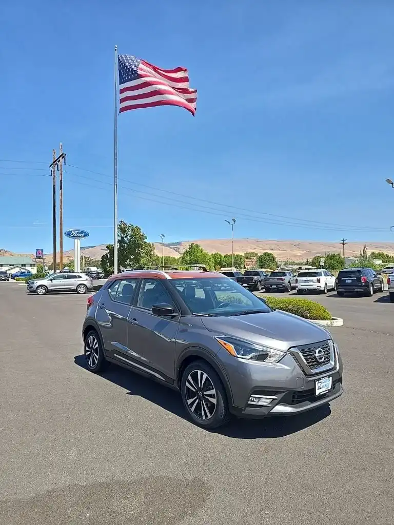 2019 Nissan Kicks 1.6 SR's photo
