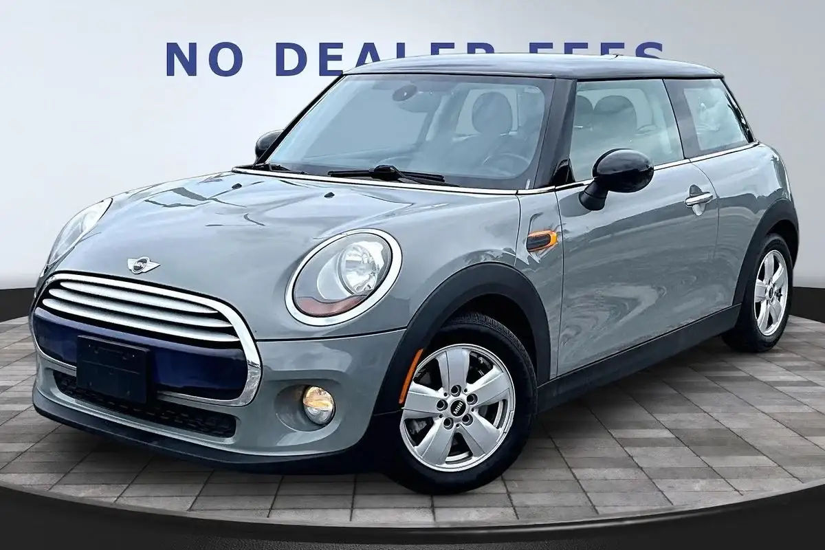 2015 MINI Cooper Base photo 1