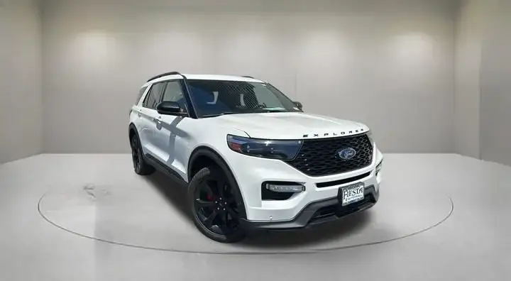 2021 Ford Explorer ST 4WD photo 1