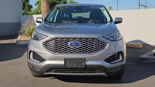 2024 Ford Edge SEL AWD photo 3