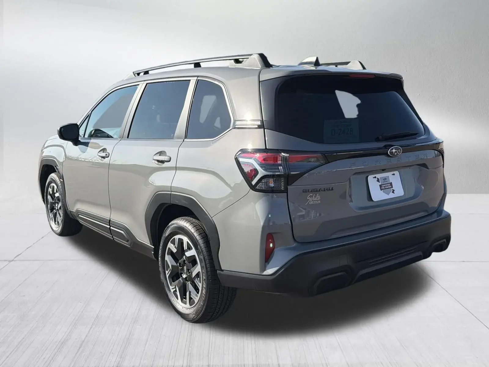 2026 Subaru Forester Premium photo 5