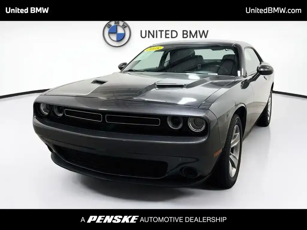 2018 Dodge Challenger SXT's photo