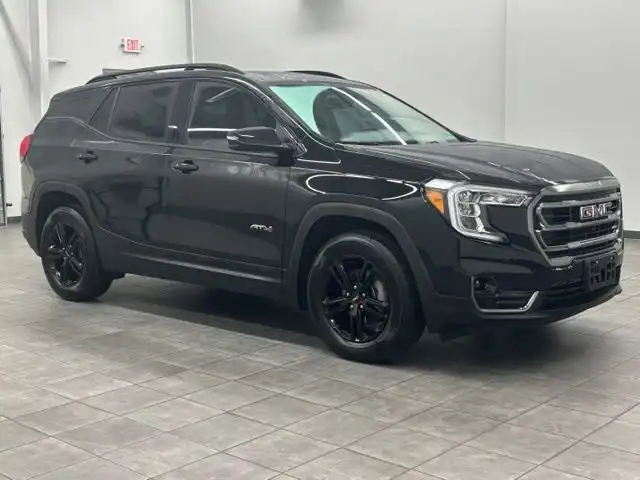 2023 GMC Terrain AT4 AWD's photo