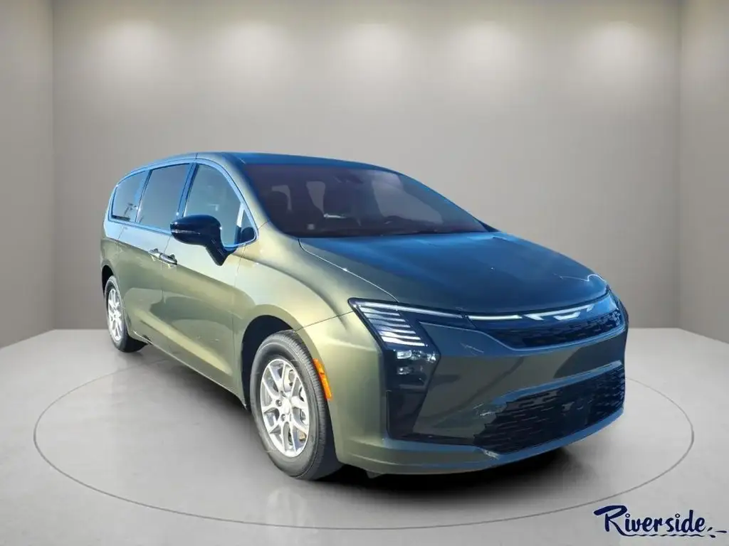 2027 Chrysler Pacifica Select photo 1