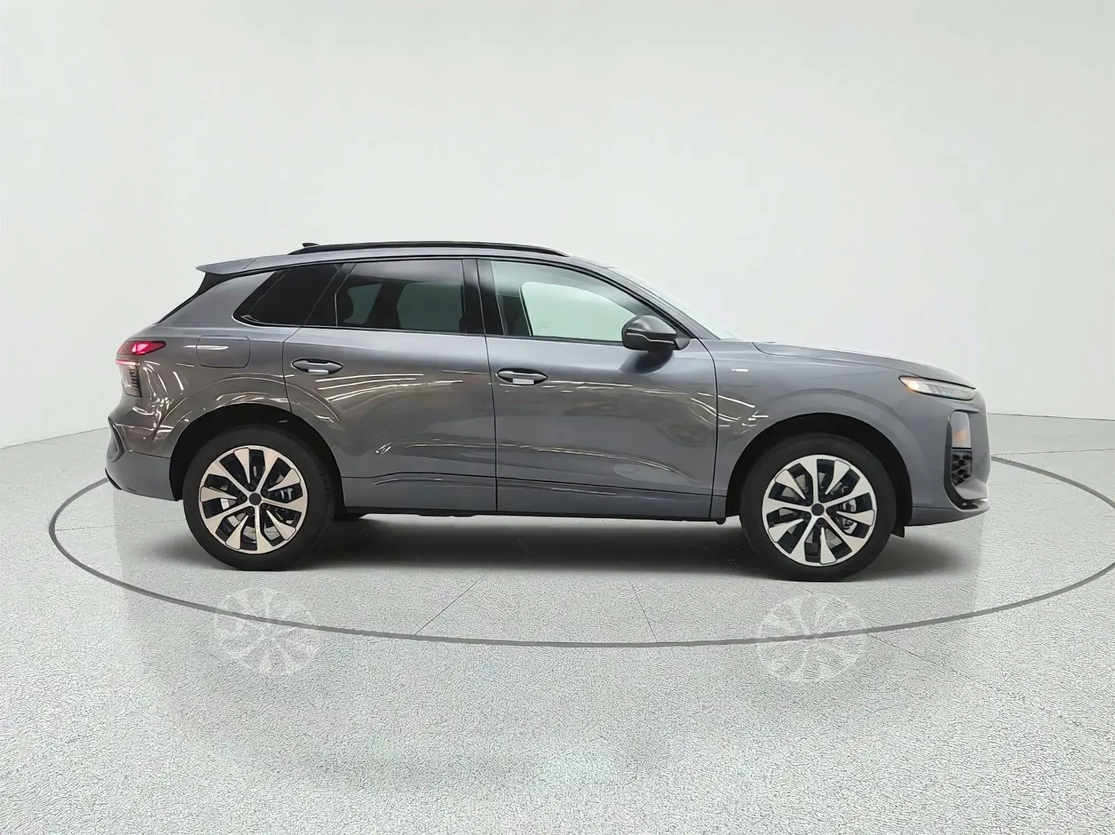 2026 Audi Q3 S Line quattro photo 4