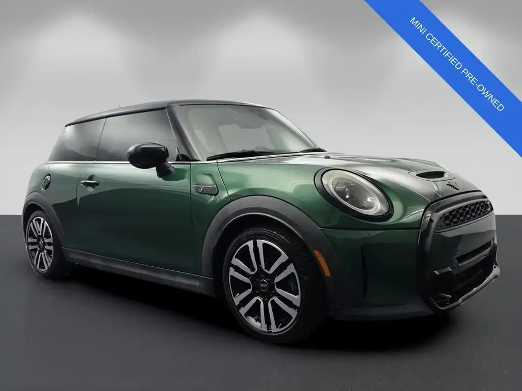 2022 MINI Hardtop Cooper S's photo