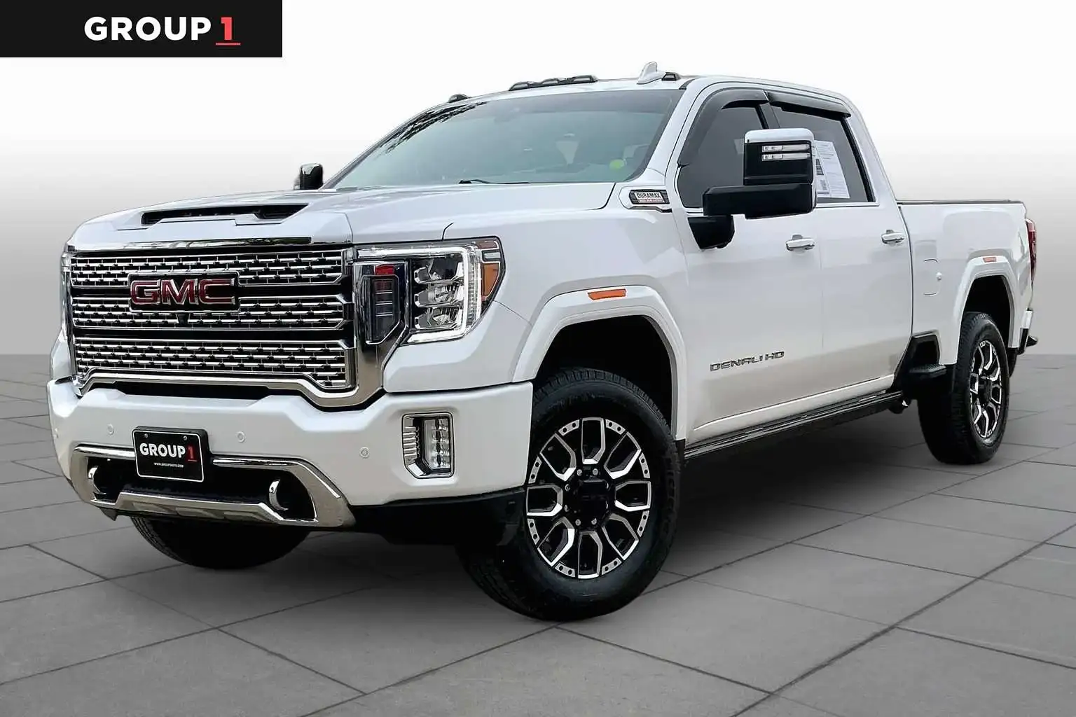 2023 GMC Sierra 4WD Crew Cab Standard Box Denali's photo