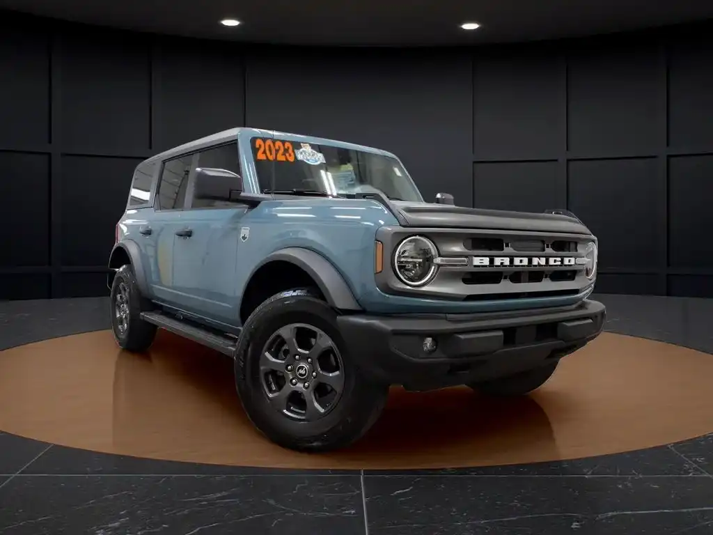 2023 Ford Bronco Big Bend Mid (222A) 4x4's photo