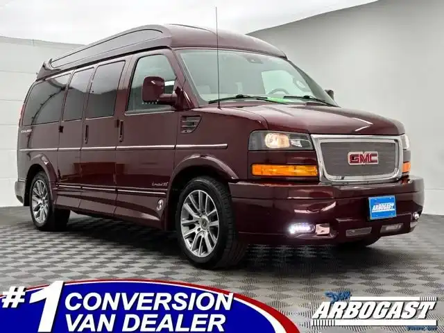 2020 GMC Savana 2500's photo