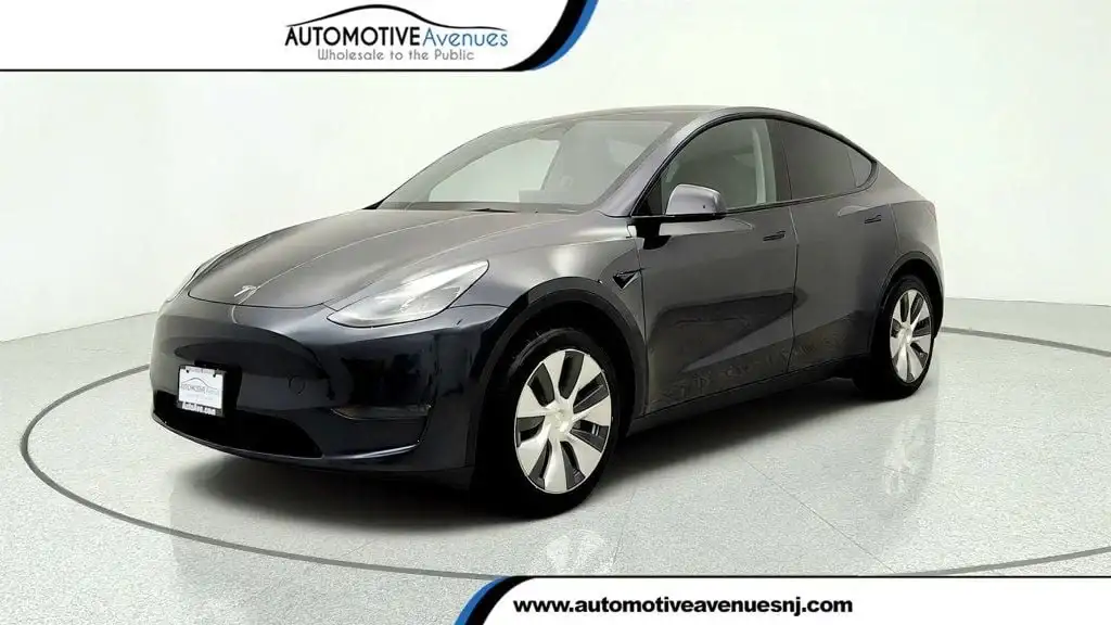 2024 Tesla Model Y Long Range RWD's photo