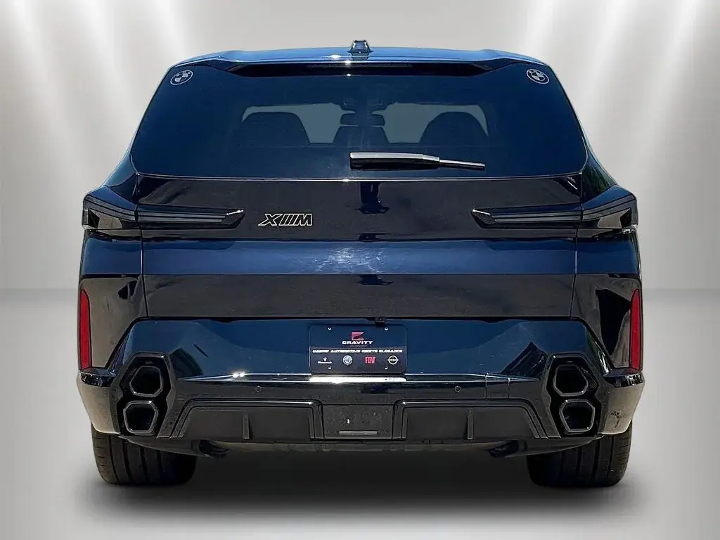 2023 BMW XM Base photo 5