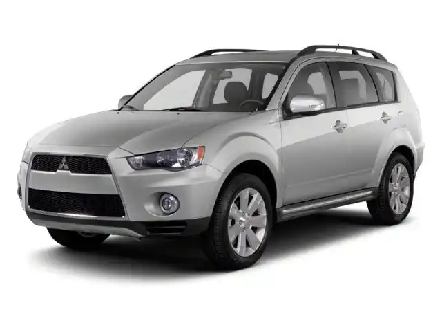 2010 Mitsubishi Outlander SE 4WD's photo