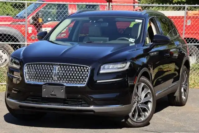 2023 Lincoln Nautilus Reserve AWD's photo