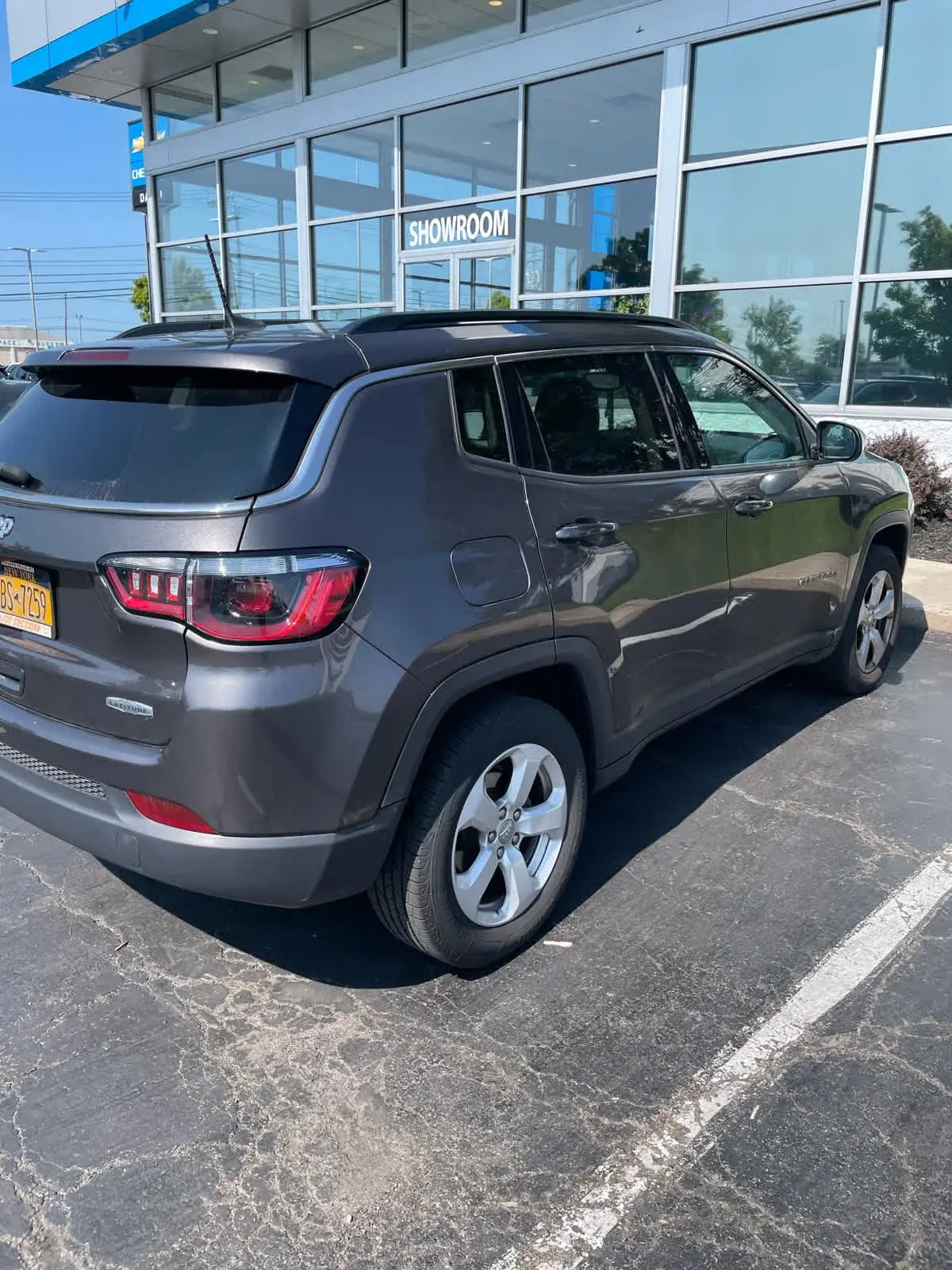 2021 Jeep Compass Latitude 4X4 photo 3