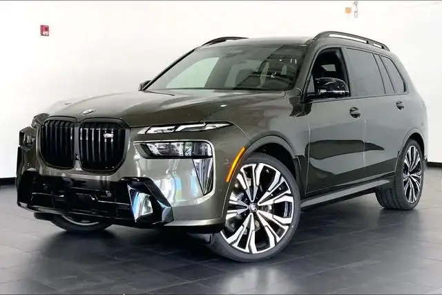 2027 BMW X7 M60i xDrive's photo