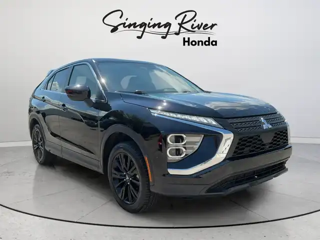 2023 Mitsubishi Eclipse Cross LE S-AWC's photo