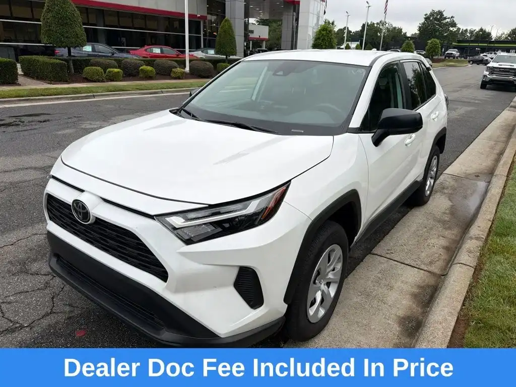 2025 Toyota RAV4 LE FWD's photo